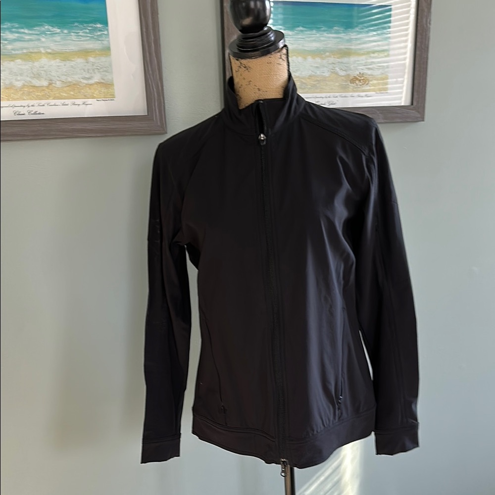 Women's Black water repellent jacket